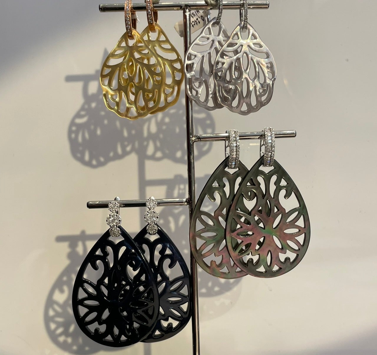 mother of pearl Ohrschmuck | Ernst Haban Juwelen