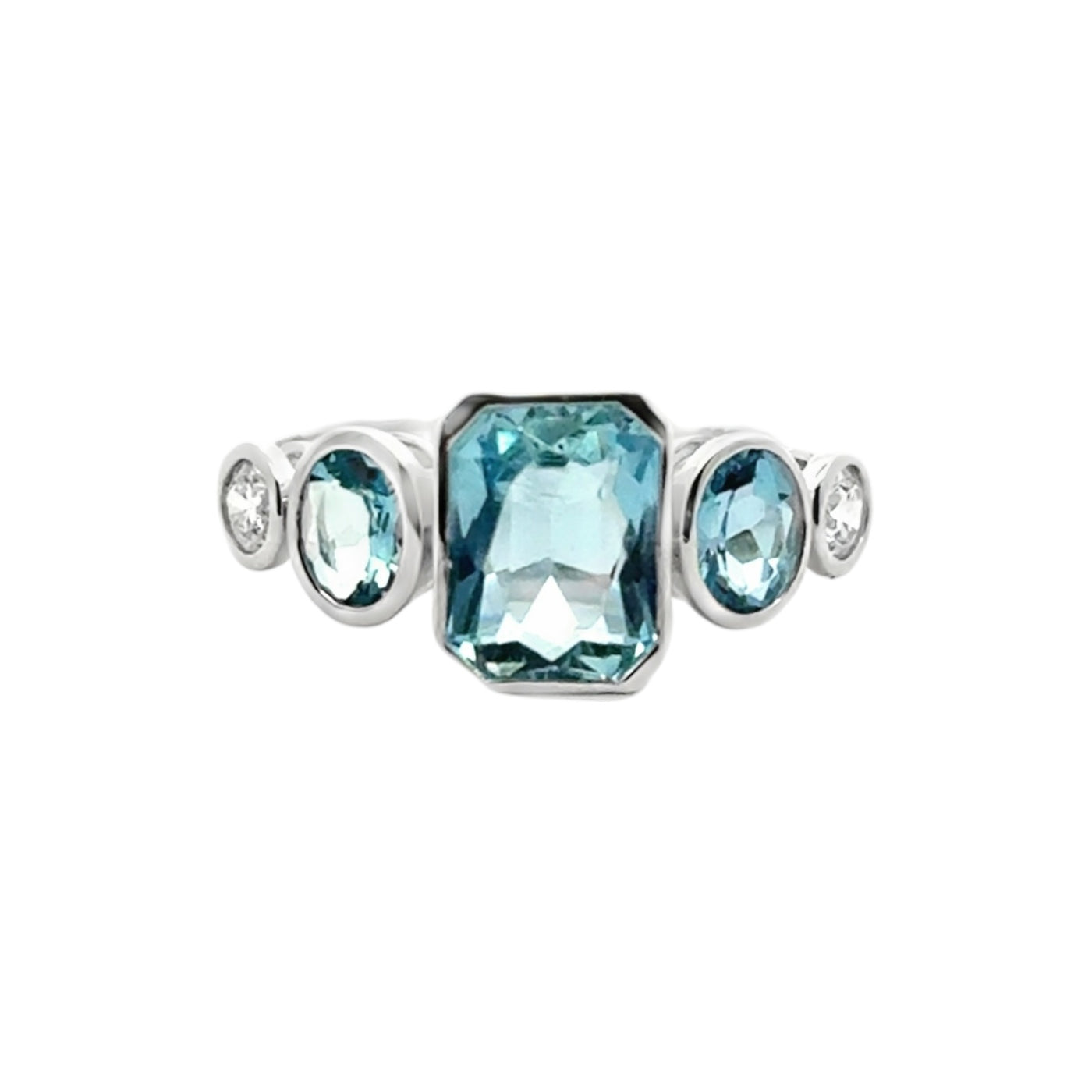Celeste Shine – 14kt Weißgold Ring mit Aquamarin und Brillanten